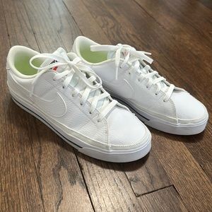 Classic Nike! Size 8.5